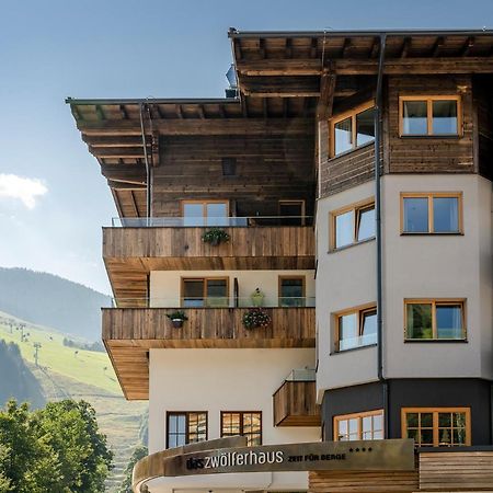 Hotel Das Zwoelferhaus Saalbach-Hinterglemm Kültér fotó