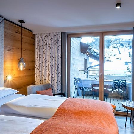 Hotel Das Zwoelferhaus Saalbach-Hinterglemm Kültér fotó