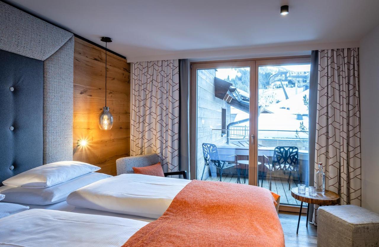 Hotel Das Zwoelferhaus Saalbach-Hinterglemm Kültér fotó