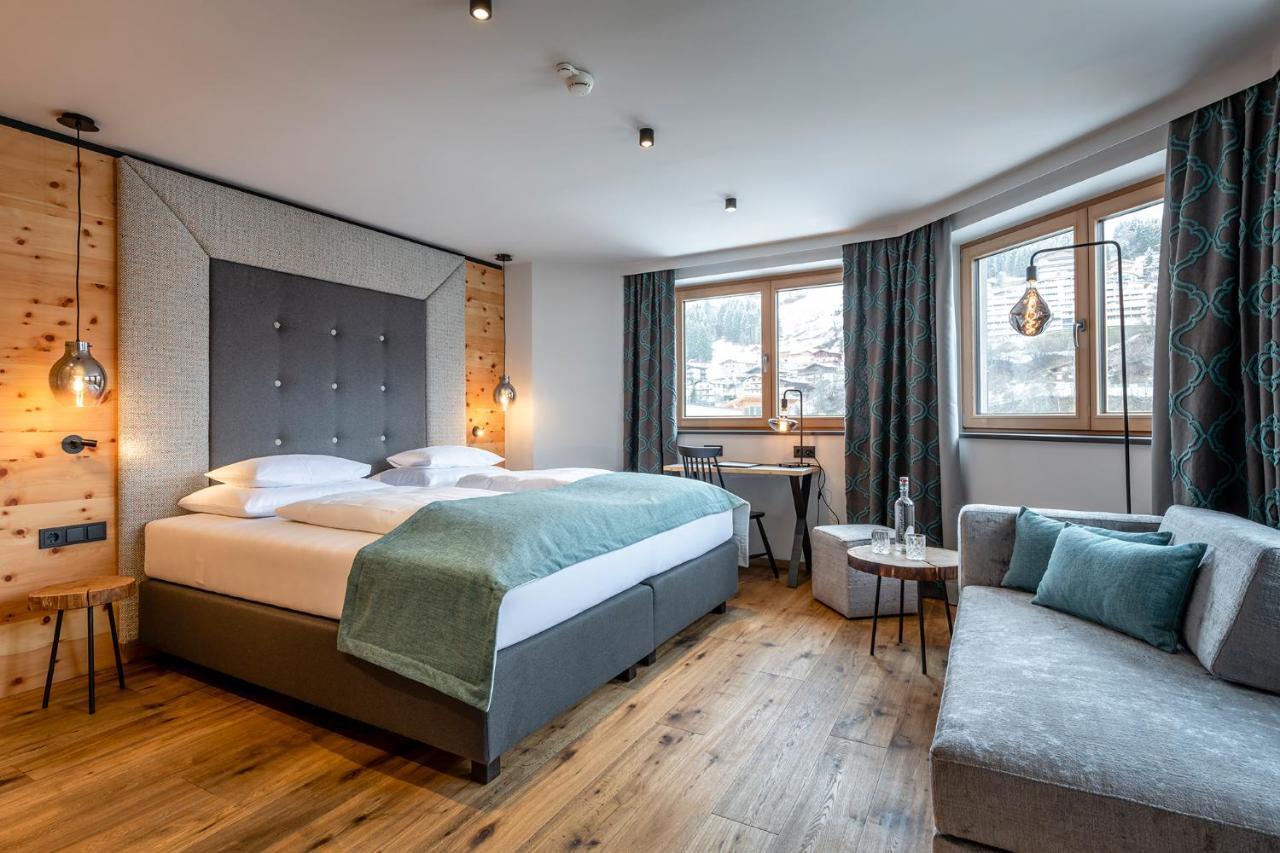 Hotel Das Zwoelferhaus Saalbach-Hinterglemm Kültér fotó