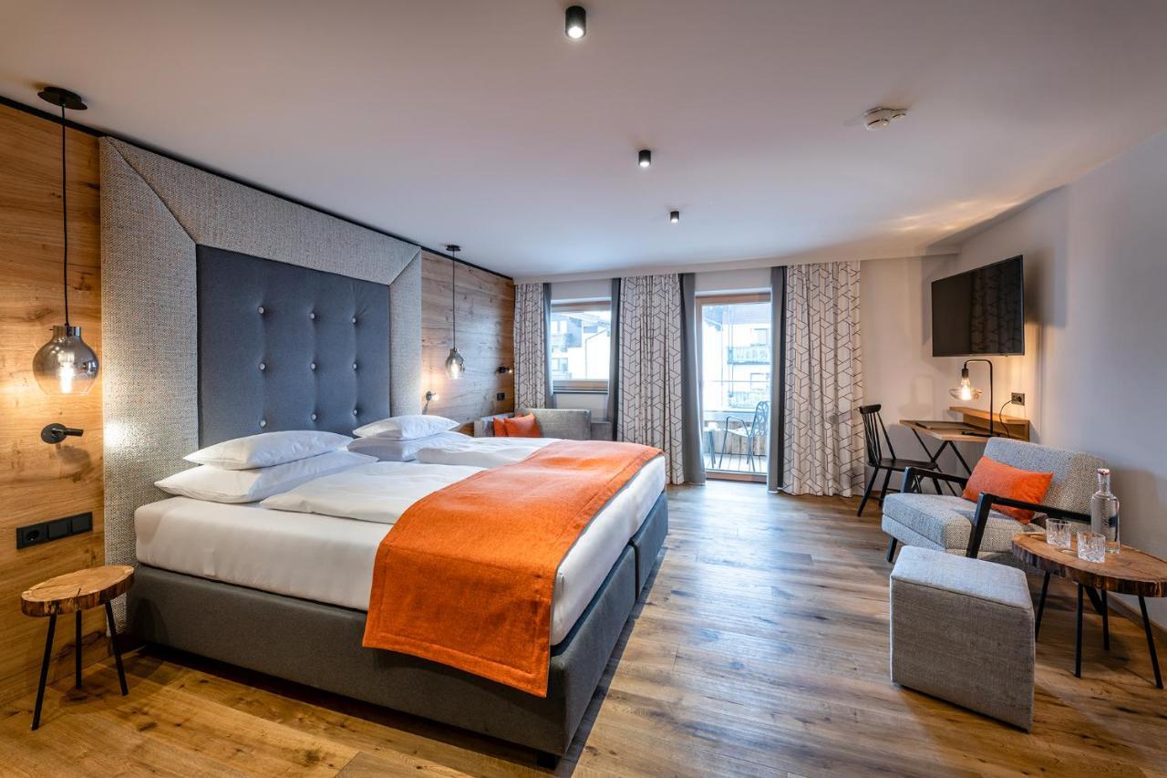 Hotel Das Zwoelferhaus Saalbach-Hinterglemm Kültér fotó