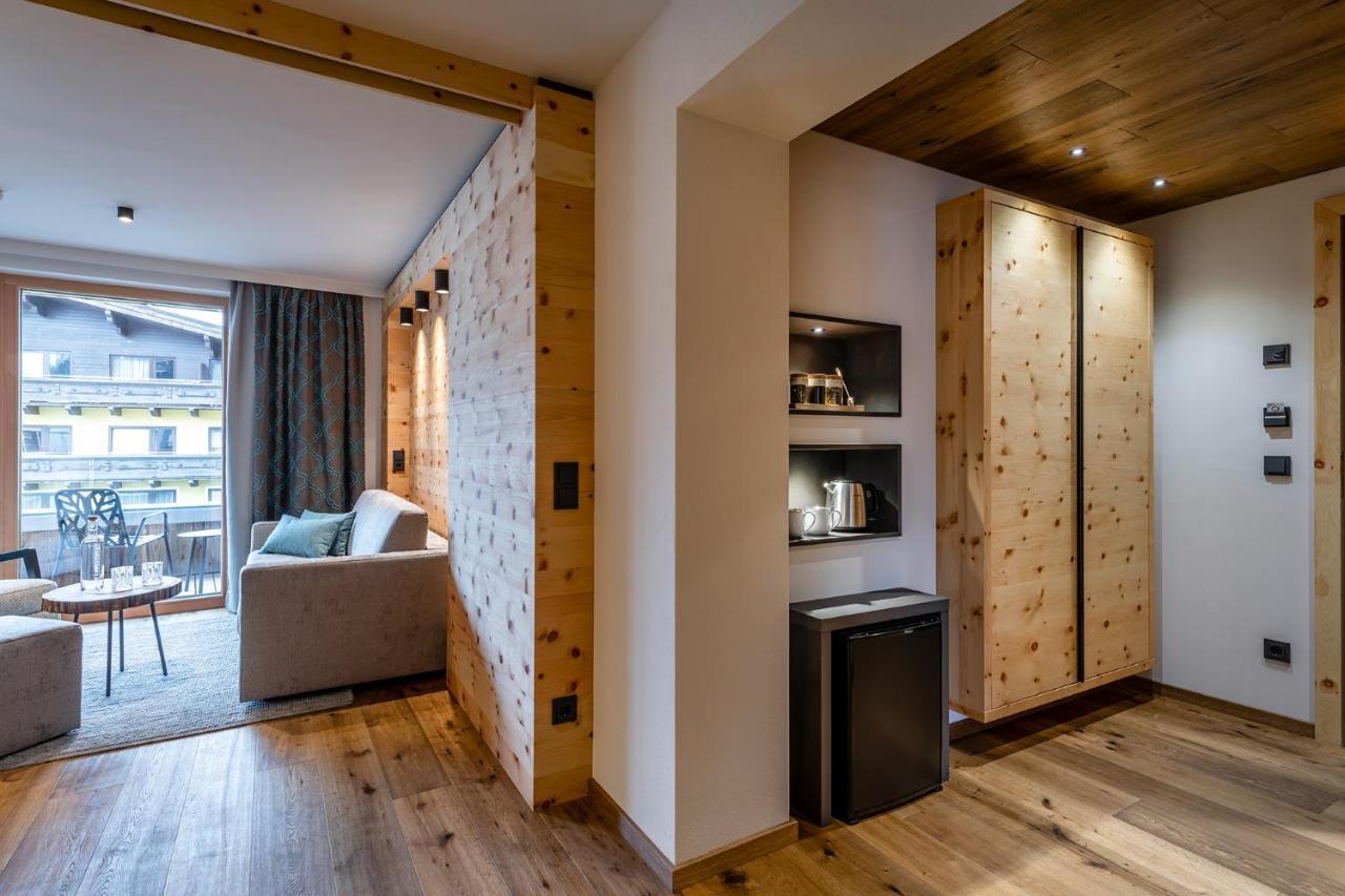 Hotel Das Zwoelferhaus Saalbach-Hinterglemm Kültér fotó